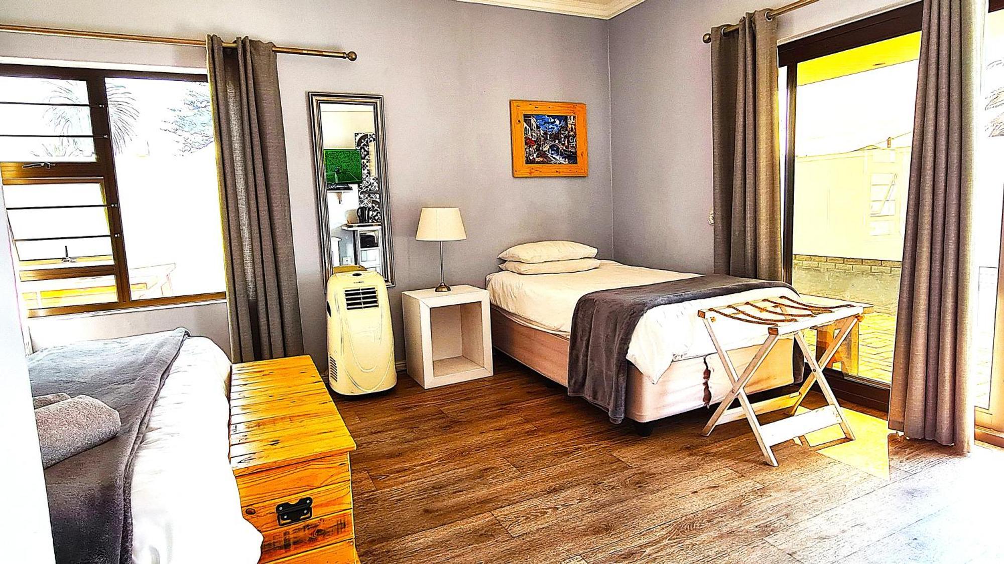 Tiende Laan Bed & Breakfast And Self-Catering Walvis Bay Eksteriør bilde