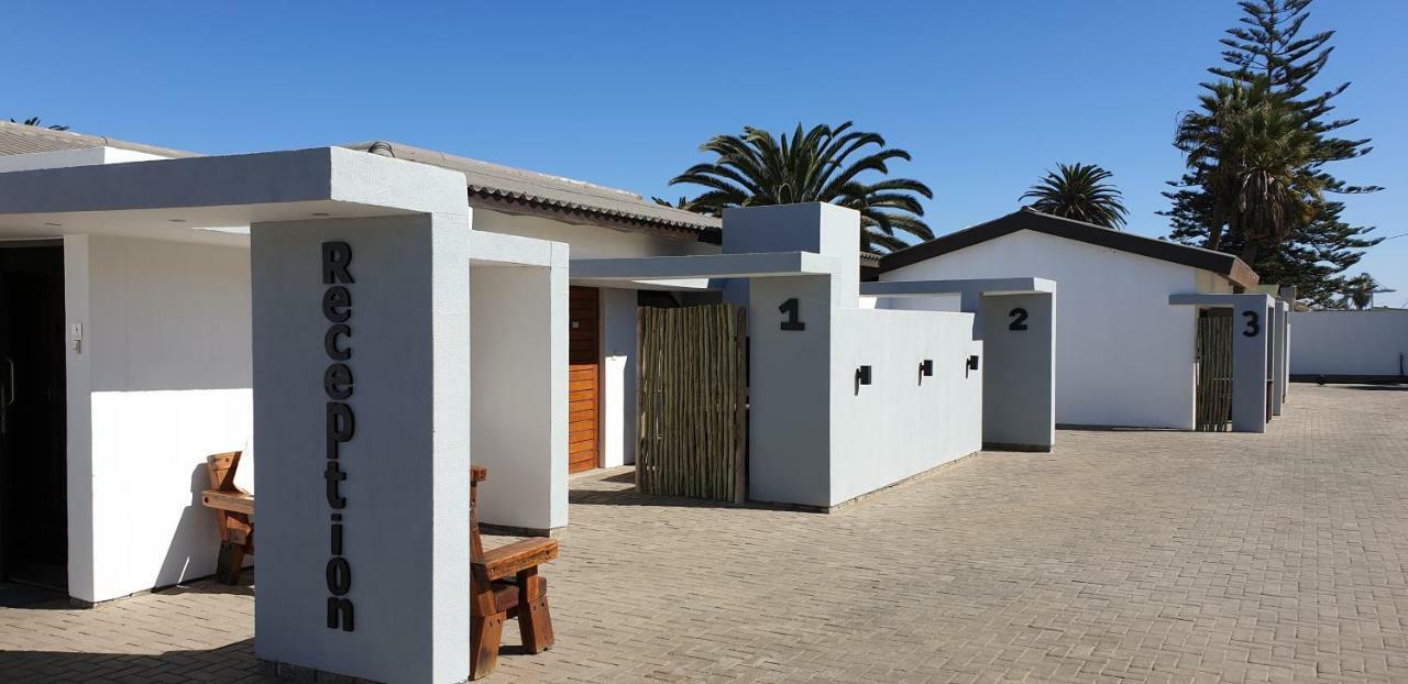 Tiende Laan Bed & Breakfast And Self-Catering Walvis Bay Eksteriør bilde