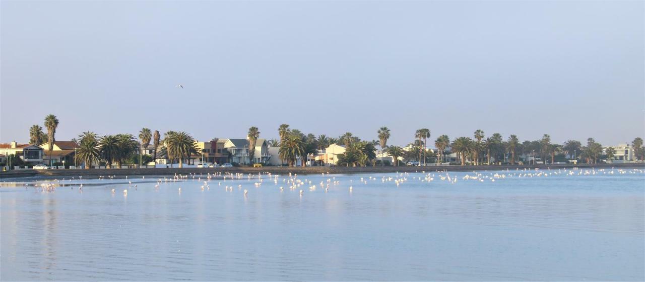 Tiende Laan Bed & Breakfast And Self-Catering Walvis Bay Eksteriør bilde