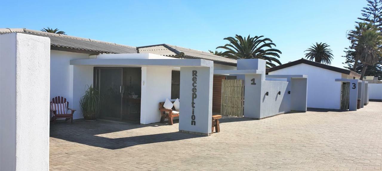 Tiende Laan Bed & Breakfast And Self-Catering Walvis Bay Eksteriør bilde