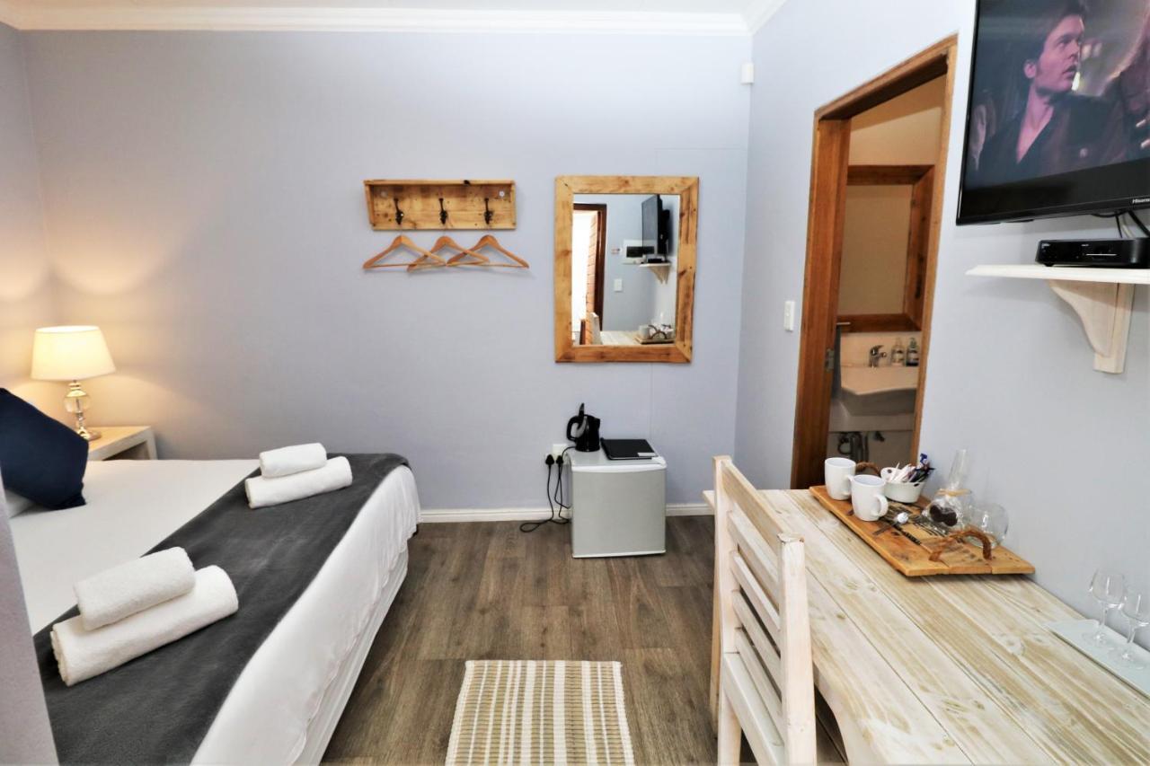 Tiende Laan Bed & Breakfast And Self-Catering Walvis Bay Eksteriør bilde