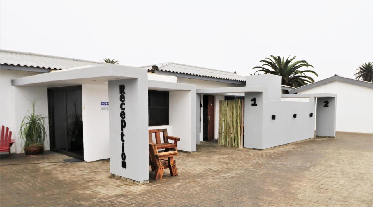 Tiende Laan Bed & Breakfast And Self-Catering Walvis Bay Eksteriør bilde