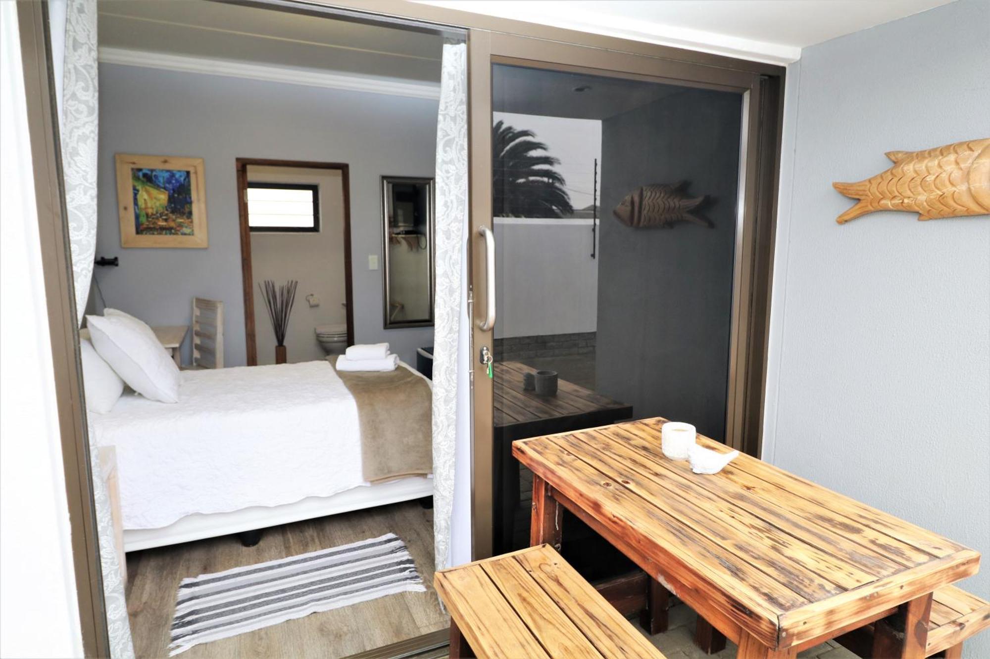 Tiende Laan Bed & Breakfast And Self-Catering Walvis Bay Eksteriør bilde